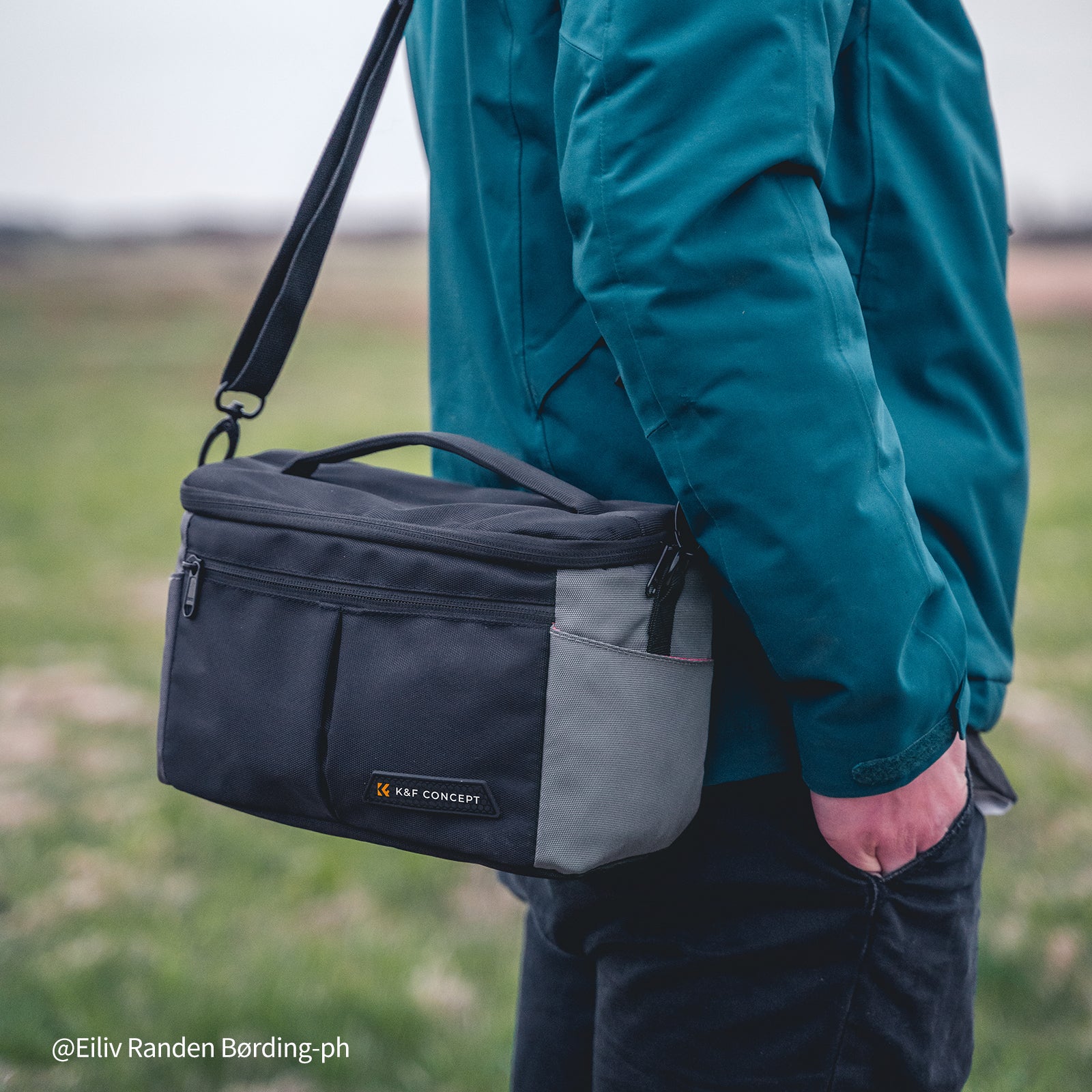 32L Pro Large Camera Backpack for 17