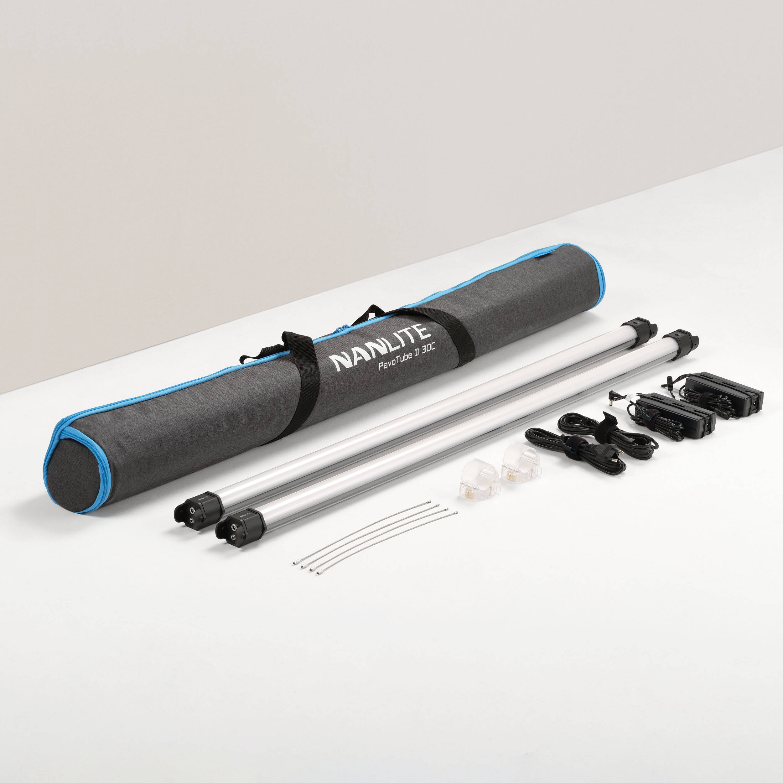 RGB PavoTube 30C II 2KIT Lamp 120CM Nanlite - DMT Stores RGB PavoTube 30C II 2KIT Lamp 120CM Nanlite - DMT Stores