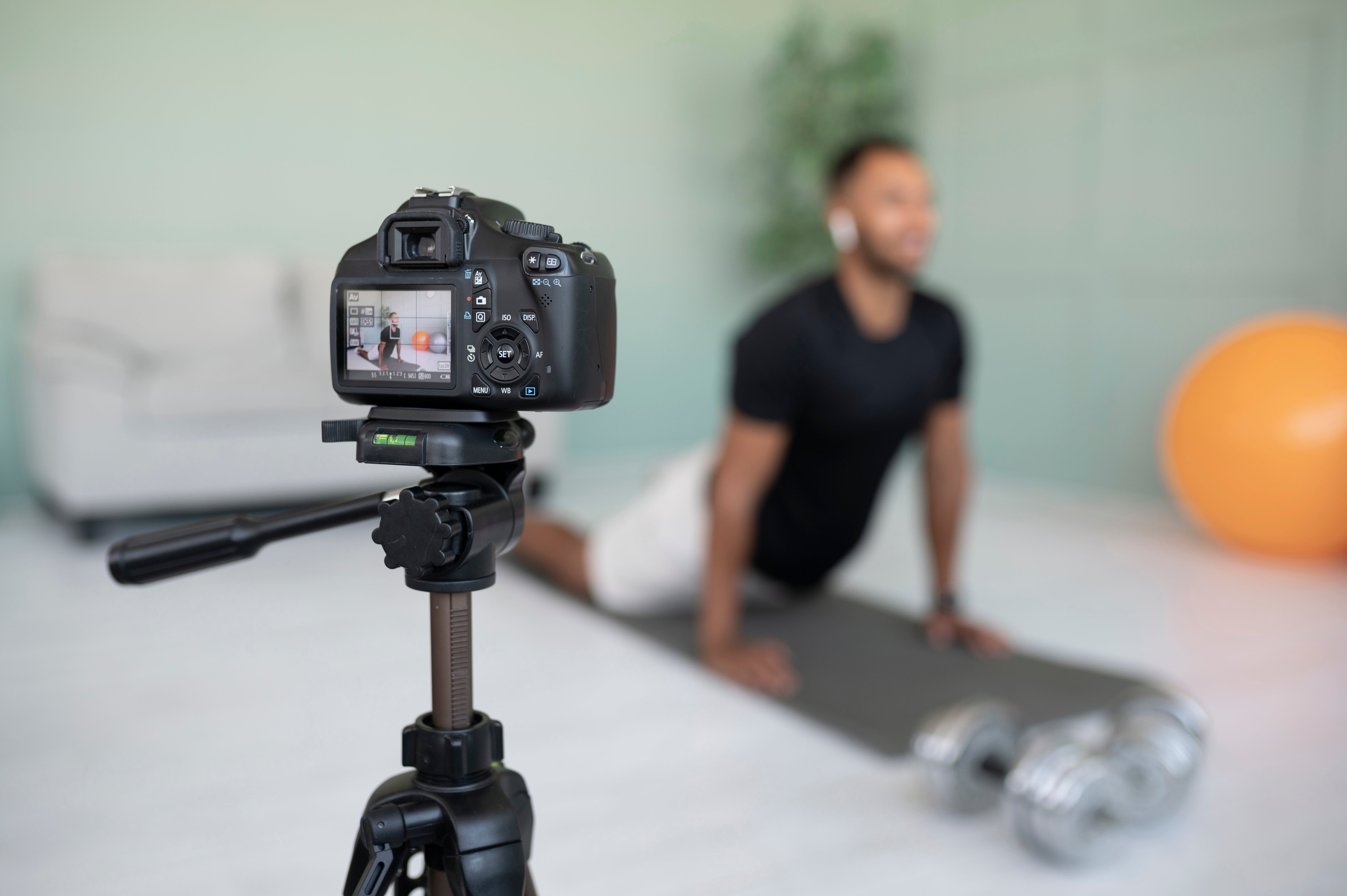 The Ultimate Guide to Choosing the Perfect Camera Holder in 2026 - DMT ...