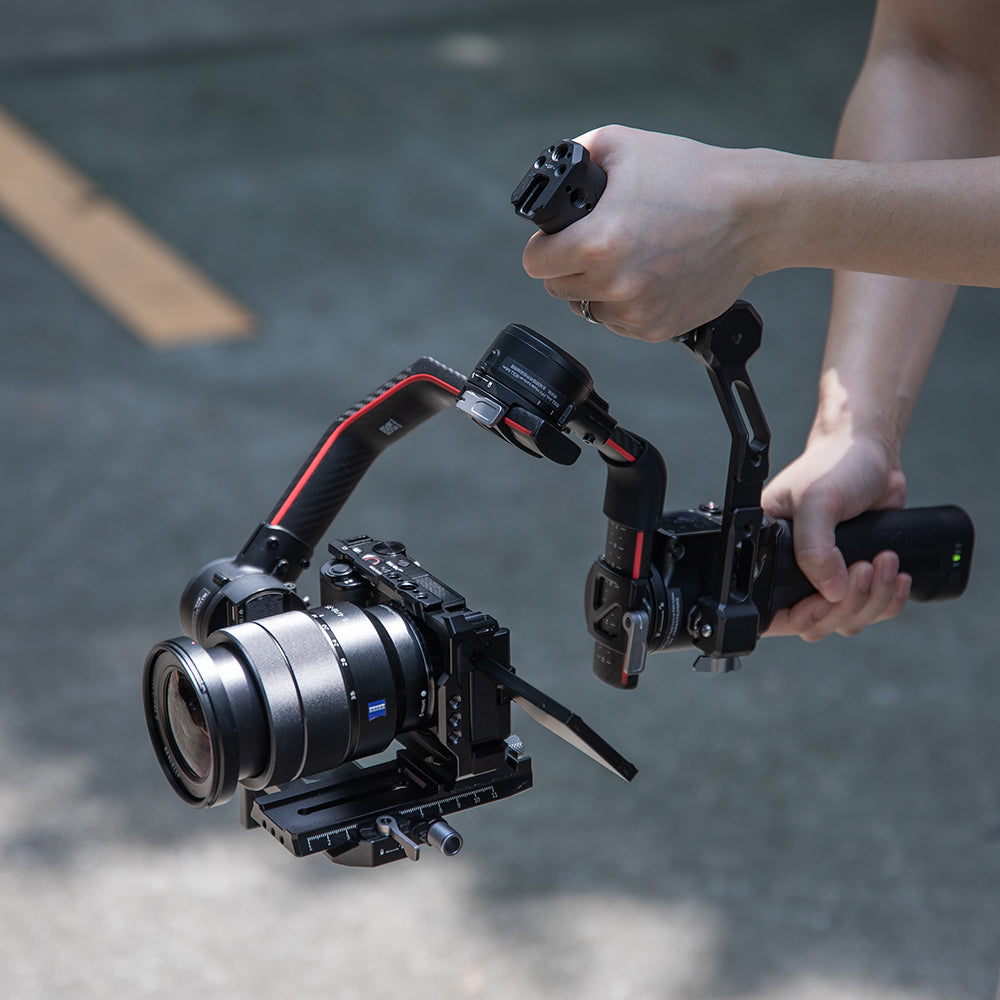 smallrig Camera Cage with Grip for Sony ZV-E10