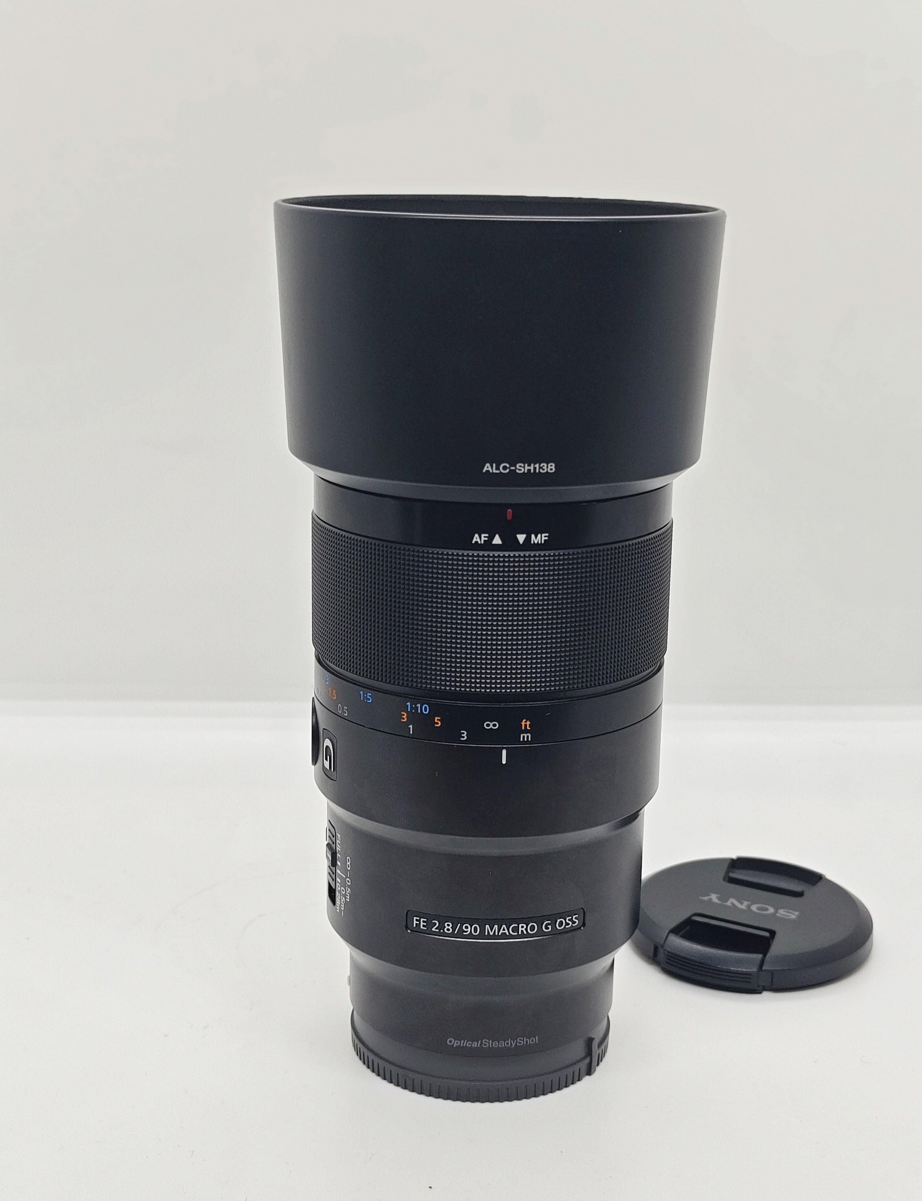 Sony FE 90mm f/2.8 Macro G OSS Lens (used)