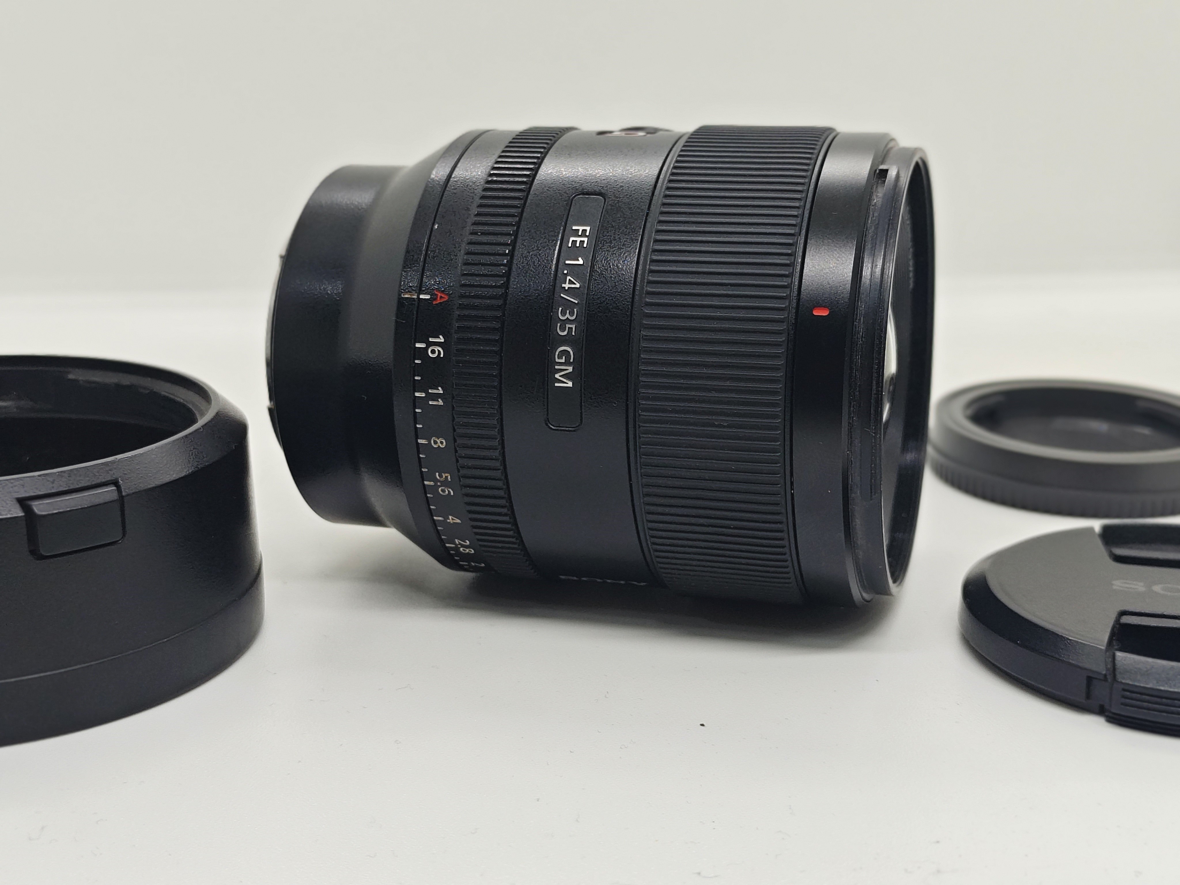 Sony FE 35mm f/1.4 GM Lens (used)